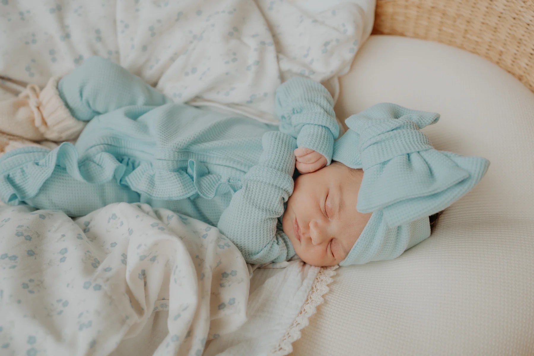 Oversized Topknot | Waffle Baby Blue