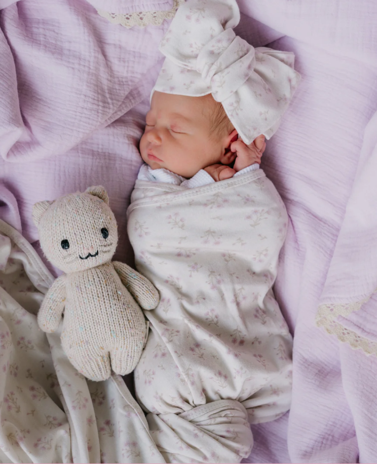 Little and Fern Swaddle and Oversized Topknot Set
