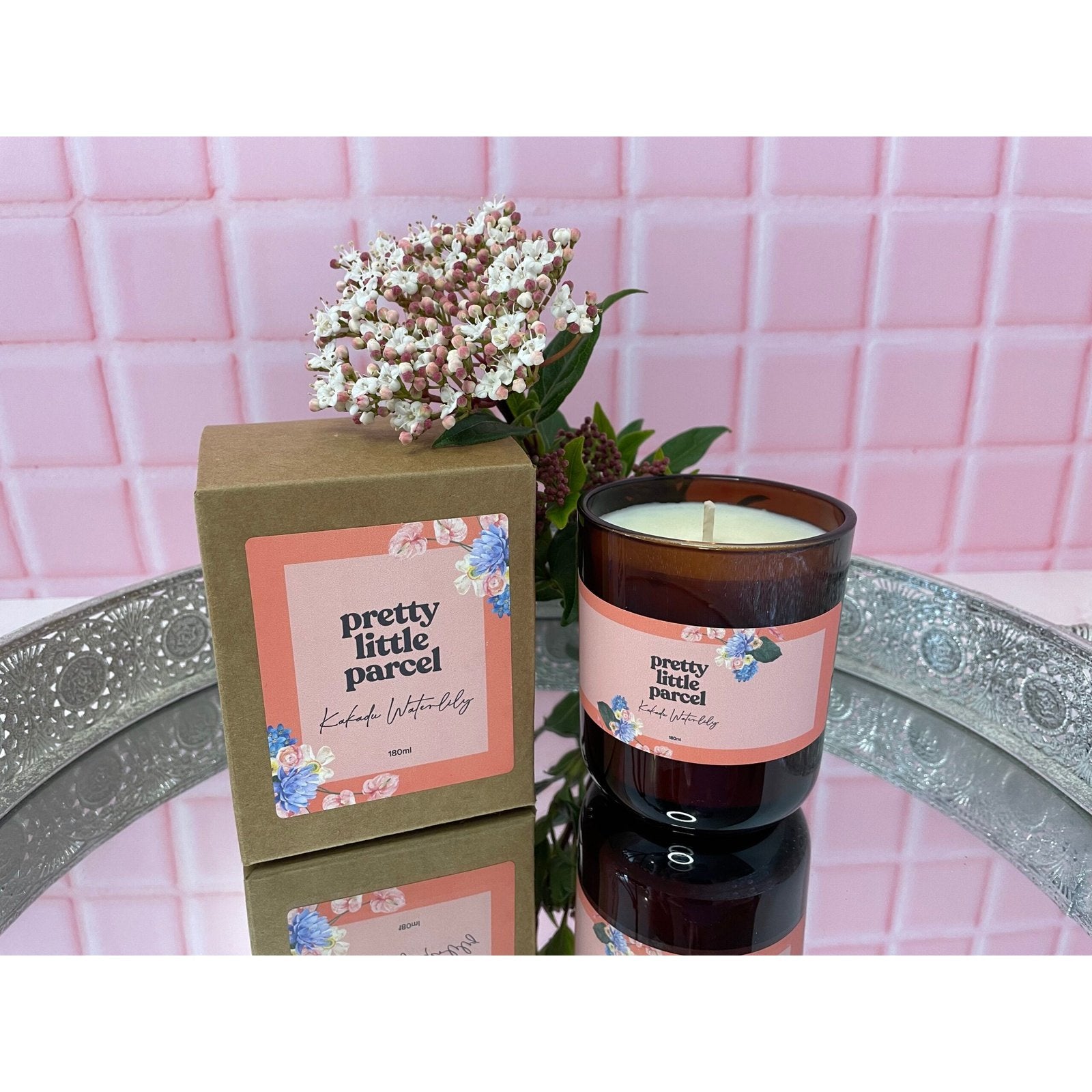 Kakadu Waterlily Candle