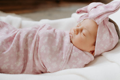 Little and fern Swaddle Set Rosie Lilac