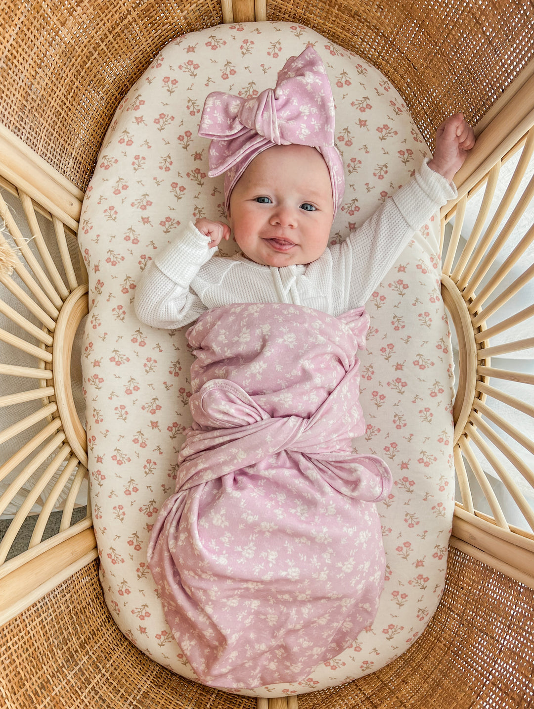 Little and fern Swaddle Set Rosie Lilac