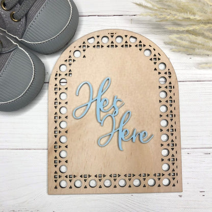 3D Rattan Plaque – He’s Here